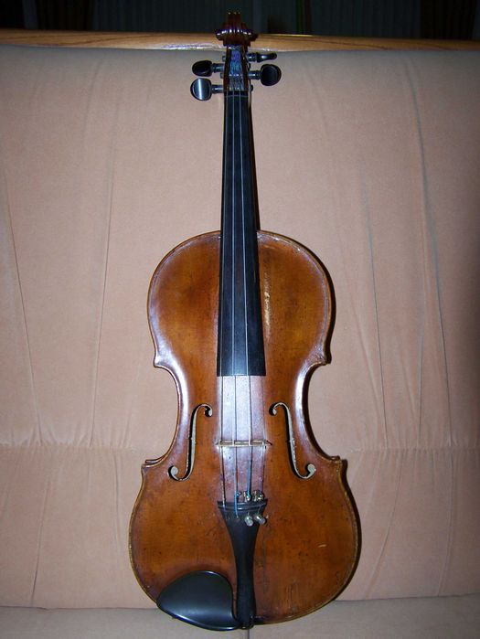 Violino 4/4 mais de 250 anos