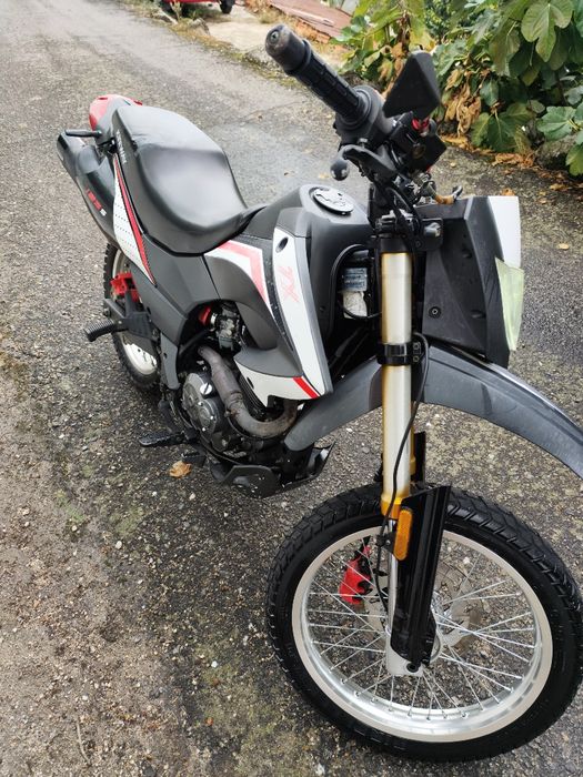 keeway tx 125.    .