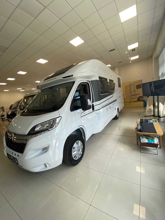 Wynajem kampera Adria półintegra