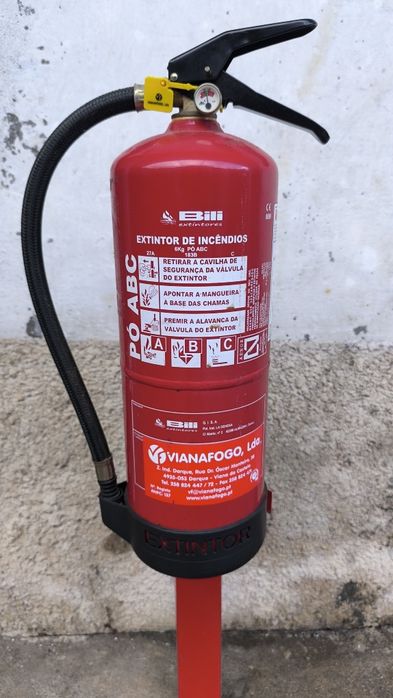 Extintor com Suporte de Pé