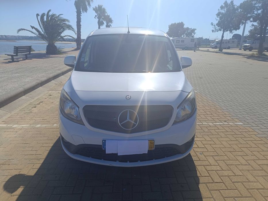 Mercedes Benz cedin