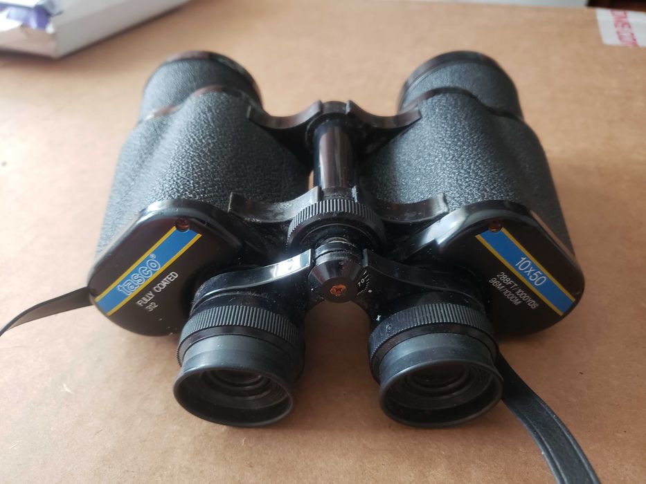 Бінокль професійний Tasco 10X50 Fully 500
