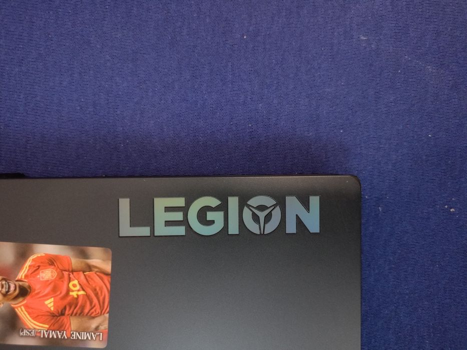 Laptop gejmingowy lenovo legion