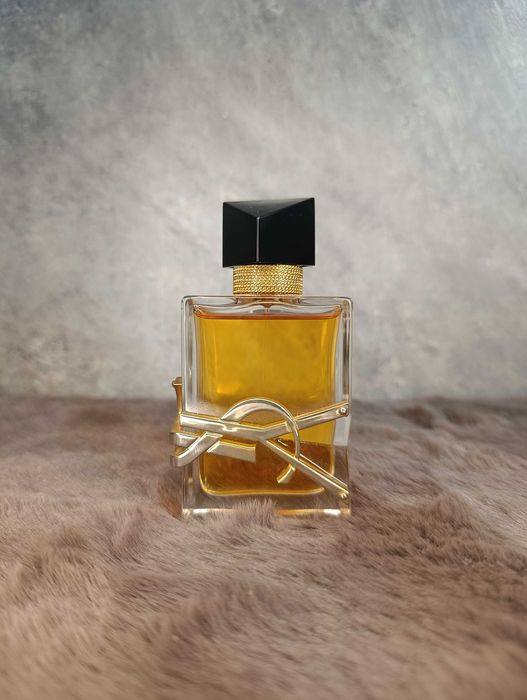 Yves Saint Laurent Libre Le Parfum 50 мл оригінал
