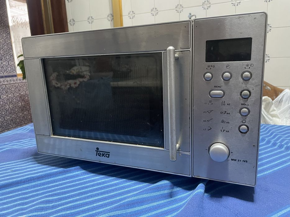 Micro-Ondas TEKA MW 21 IVS INOX (Avariado/Para Peças)