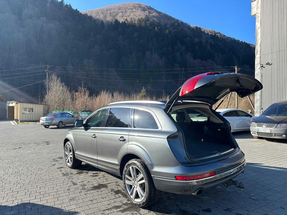 Audi Q7 2013 року Premium plus
