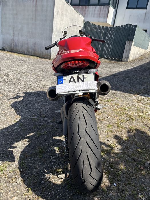 Ducati Supersport 950S