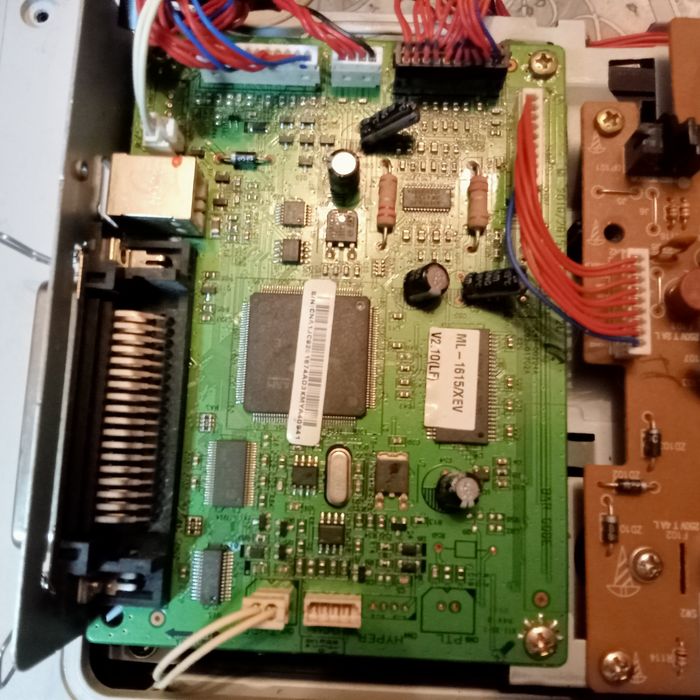 Лазерныи принтер Самсунг ML1615