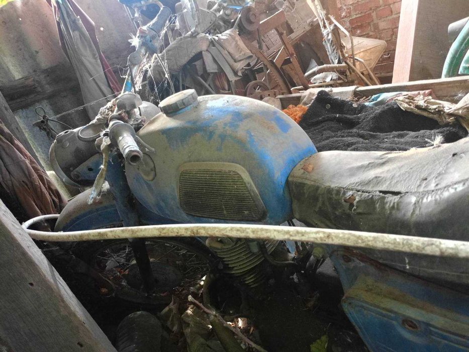 Продам ІЖ Планета-3