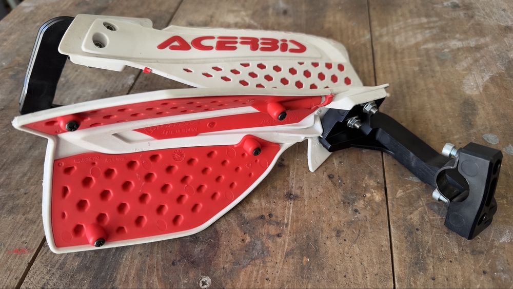 Protecção de mãos Acerbis