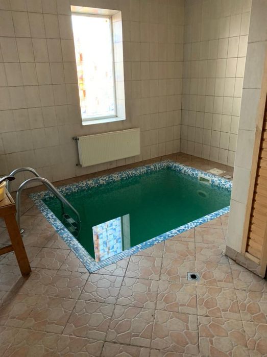 Продаж готельно-ресторанного комлексу в с.Деревач ( Стрийська траса )
