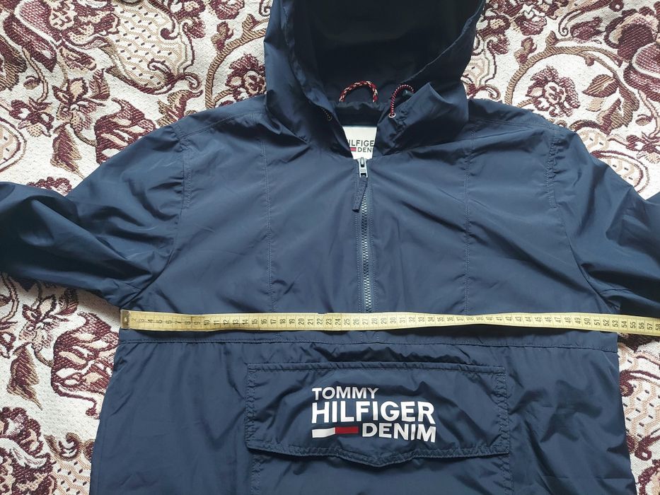 Анорак вітровка для бігу ультралегкий фірми Tommy hilfiger оригі
