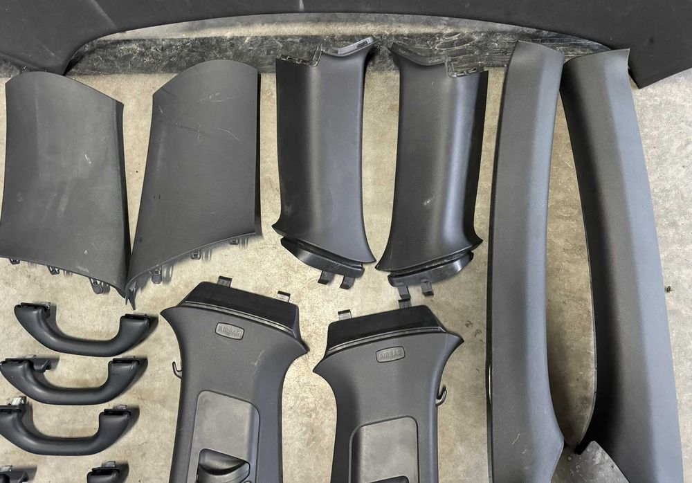 Чорна стеля чорний потолок Skoda Octavia A7 універсал Октавія а7 RS