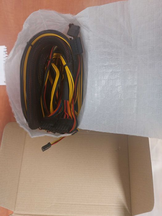Zasilacz CHIEFTEC Smart GPS-600A8 600W