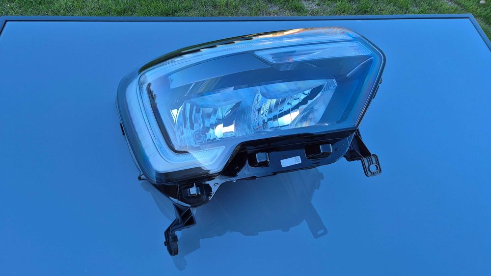 Reflektor Renault Master III IV Lift 260105567R ORYGINAŁ PRAWY IDEALNY