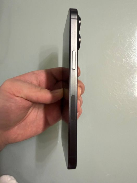 ІСмартфон Apple iPhone 15 Pro Max 256GB Black Titanium, e-SIM. БУ