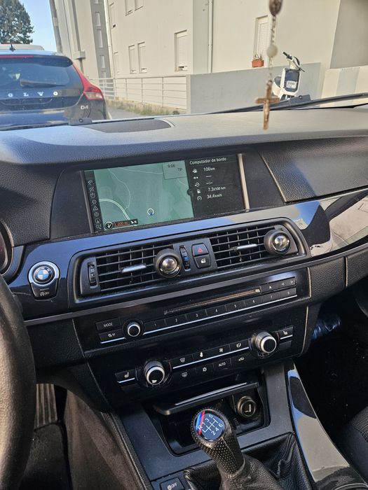 Vendo ou troco por carrinha de 7 lugares
