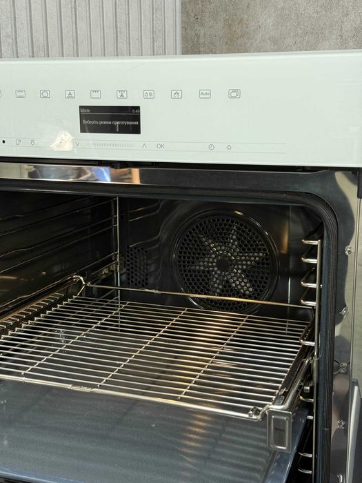 Духова шафа Miele H 7460 BP / Піроліз / українська мова / сенсорний екран / духовка міле, міллє, гарантія