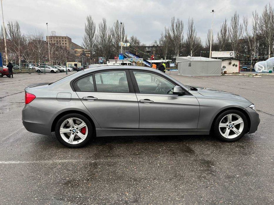 BMW F30 328i 2012