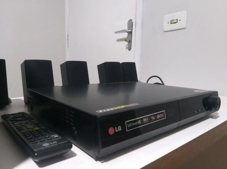 Home cinema/Blu Ray LG