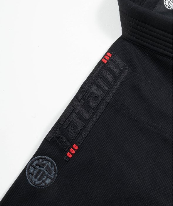 Tatami Elements Superlite Gi Black  Бренд Tatami Fightwear  Модель Elements Superlite Gi  Колір Black  Розмір A2  SKU 22 GI 017