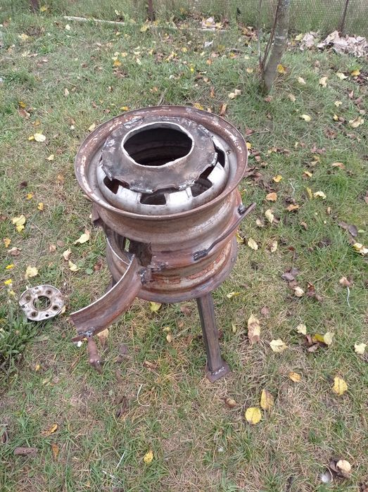 Піччь буржуйка .