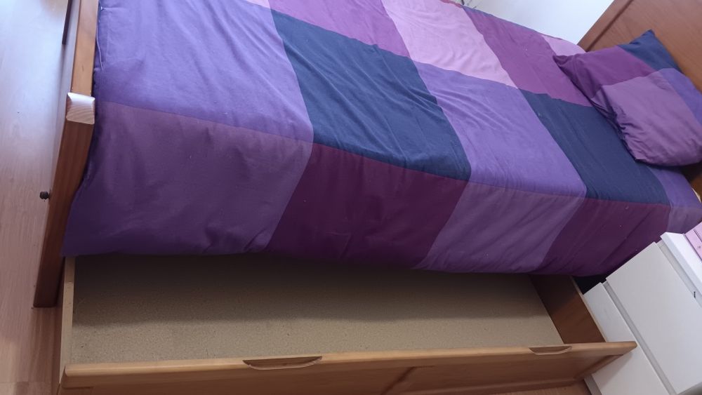 Cama de solteiro