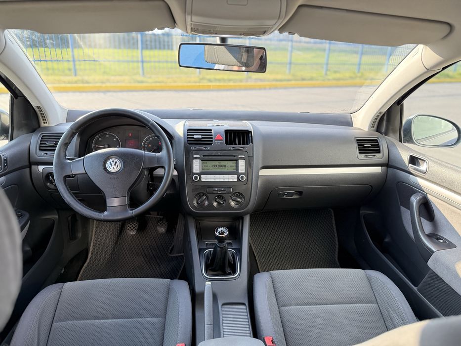 Продам VW Golf 5