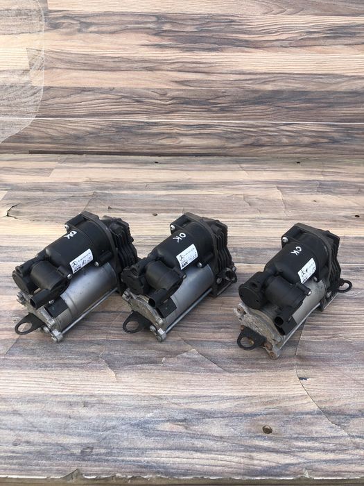 Компресор пневмо підвіски Mercedes w166 x166 ML GL GLE GLS airmatic A1663200204 в наявності в хорошому стані