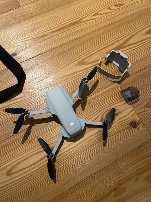 DJi Mavic Mini 2 Fly More Combo