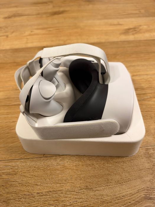 VR meta quest 3S 256GB