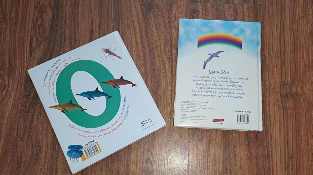 Dwie książki o zwierzętach, encyklopedie