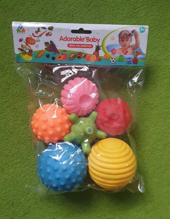 Adorable Baby piszczące piłeczki sensoryczne