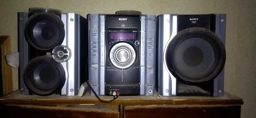 Музичний центр  sony