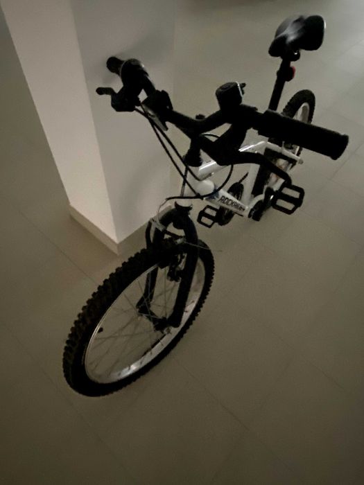 Bicicleta Infantil Rockrider ST 120 – 20” – Como Nova – Usada 3 Vezes