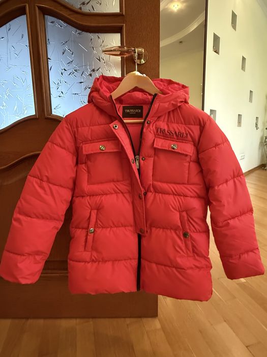 Дитяча куртка Trussardi для дівчинки, р.150-155 см. Б/у, стан новоі