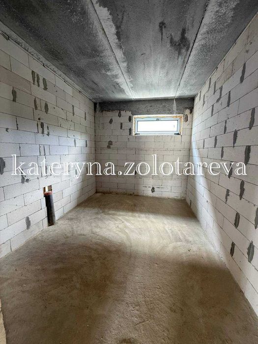 Продам  дом 108м2 в начале Большой Даниловки в коттеджном поселке с участком 10 соток!