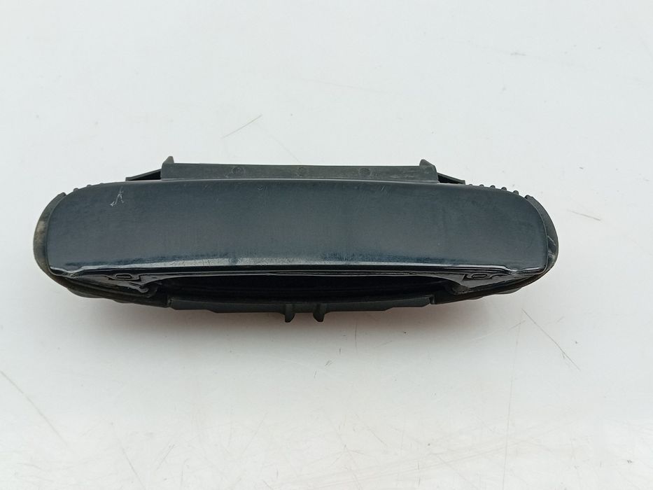 Puxador porta trás esquerdo AUDI A4 (8E2, B6)