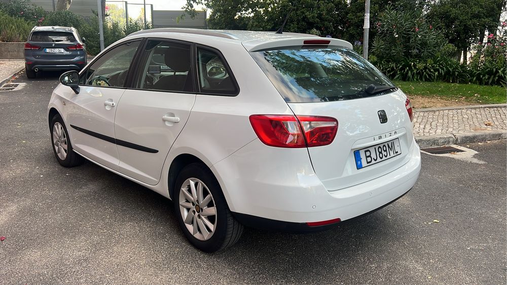 SEAT Ibiza ST — fotografia 2