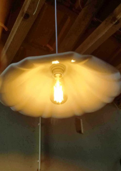 Candeeiro de suspensão cerâmica pintada a mão