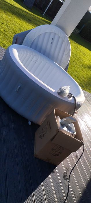 Bestway lay z spa jacuzzi basen St.Lucia