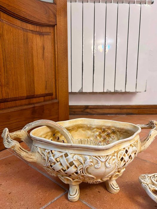 Fruteira elegante branca