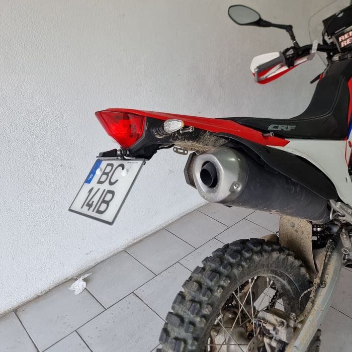 Honda CRF300L com torre