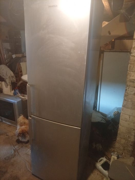 Продам холодильник samsung