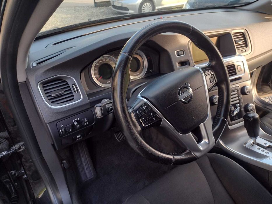 Sprzedam Volvo S60 2011r D3 2.0d 163km