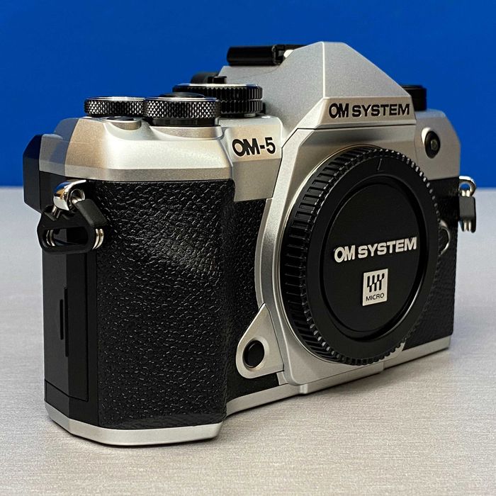 OM System OM-5 Mark II (Corpo) - 20.4MP | NOVA | 3 ANOS DE GARANTIA