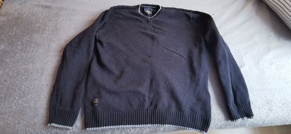 Swetr Reserved L