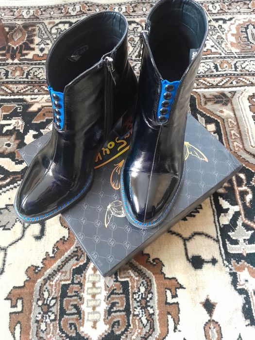 Лакові черевички