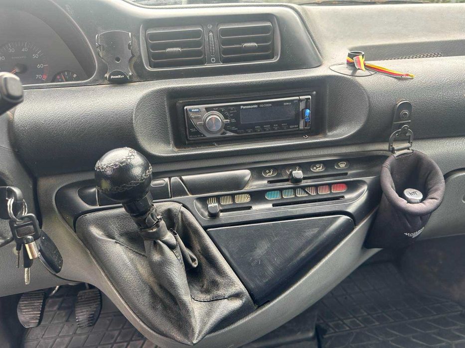 Продам Peugeot Expert 2002