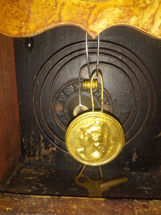 antigo relógio de capela WATERBURY small Gothik V. P.-á trabalhar